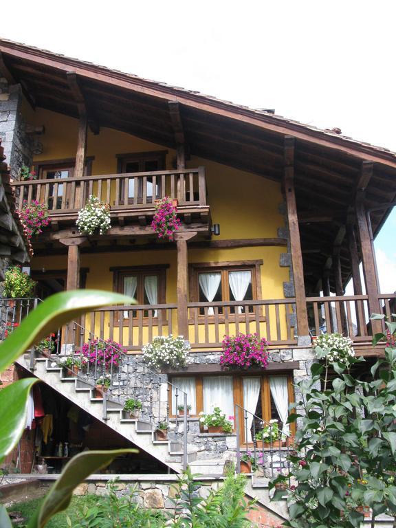 La Posada De Cucayo Dobres Exterior photo
